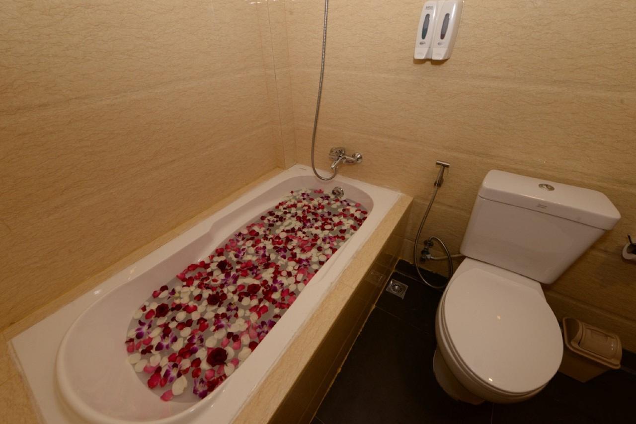 Min Nandar Garden Hotel Thanlyin Eksteriør bilde